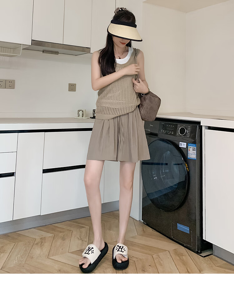 Freedom Style Ice Silk Women's Shorts 2026 Summer New Petite Outerwear Five-Point High Waist Slim Loose Casual Sports Pants 23