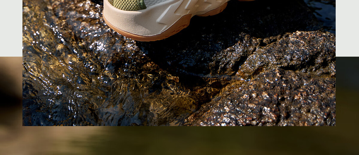 CAMEL Slip-On Shock-Absorbing, Non-Slip, Anti-Collision Lightweight Outdoor Stream Trekking Sandals for Men G15M380022 Light Green 40 20