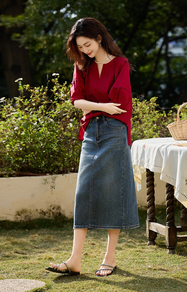 Demana Little Rose Summer V-Neck Cotton Linen Blend Shirt with Puff Sleeves and Side Slits Women's Top 9
