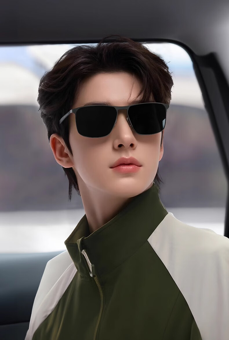CAPONI Carbon Fiber Photochromic Sunglasses for Men, Polarized Driving Sunglasses, UV Protection Glasses for Day And Night Use 2