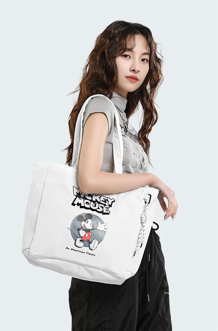 Disney Large Capacity Lightweight Fabric Laptop School Commuter Travel Bag for Women 3