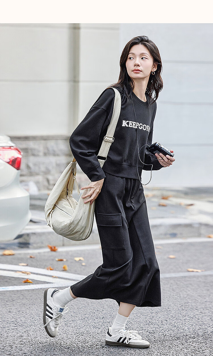 Demana 250G Pique Air Layer Spring Lightweight Warm Letter Embroidered Sweatshirt Set Split Short Two-Piece Women 8