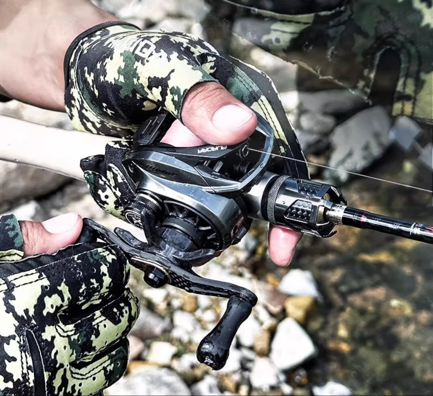 HISTAR Aurora Micro Air CF Water Drop Reel Left-Handed [Ceramic Bearings] 13
