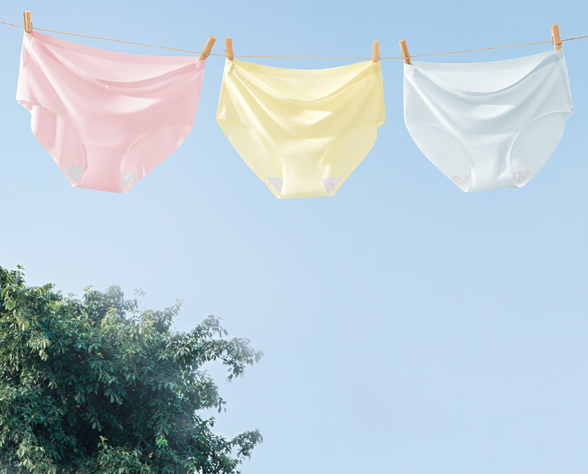 BADIGAO Disposable Ice Silk Underwear, Seamless Women's Sterilized Daily Disposable Panties, Travel Summer Women's Ultra-Thin No-Wash Shorts 15