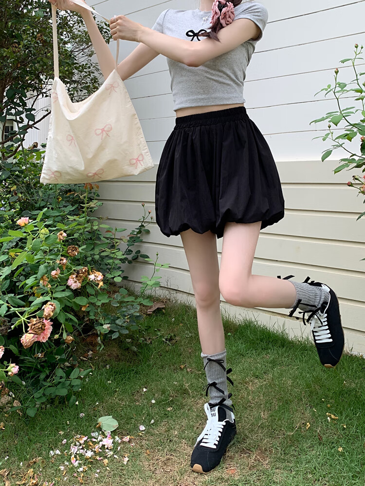 Ziyouxi Pompom Flower Bud Skirt Pants for Women, 2026 Summer New Design High-Waisted Slimming A-Line Wide-Leg Knee-Length Cloud Shorts 14