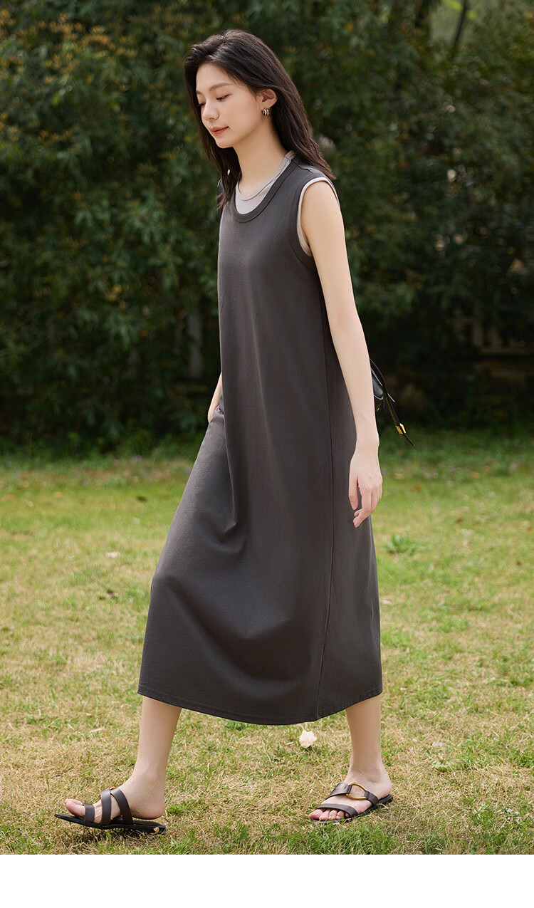 Dme Faux Two-Piece Powder White Contrasting Color Long Dress, Round Neck, Sleeveless, Versatile Knitted Long Dress 14