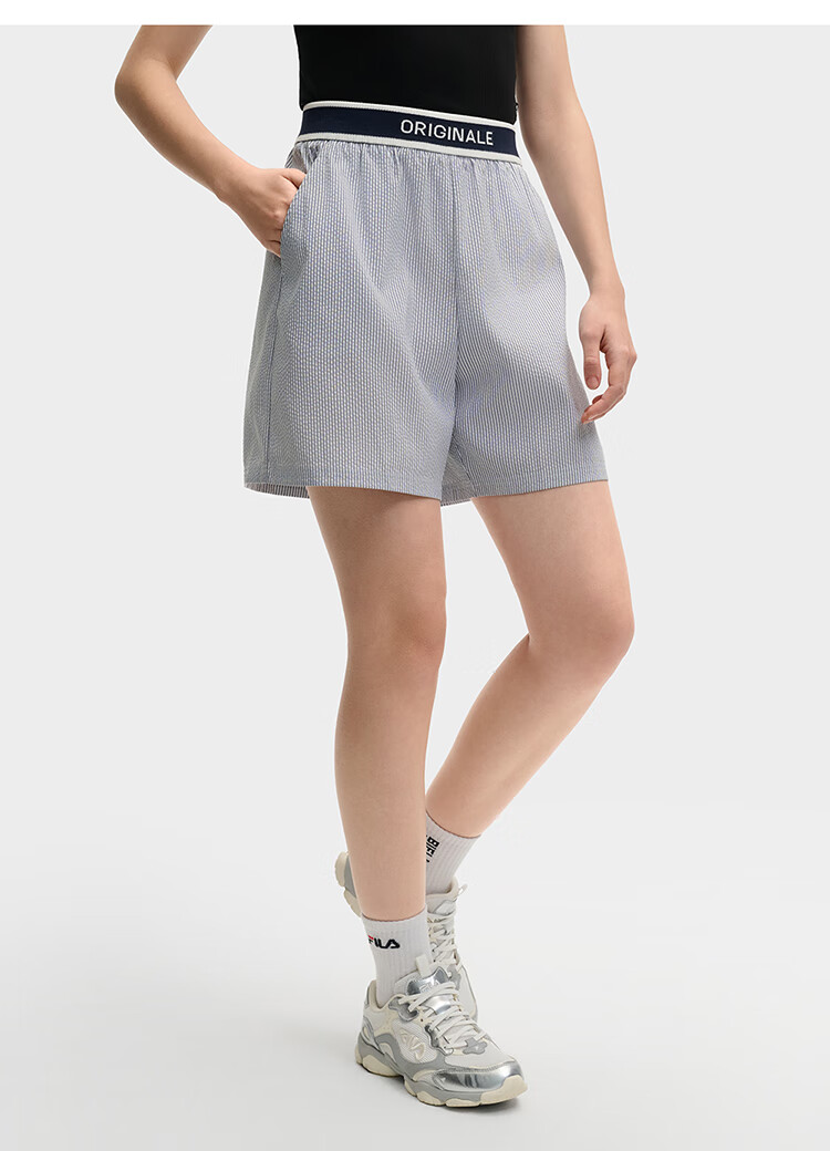 FILA Official Yang Mi Same Style Women's Woven Shorts, Summer Fashion Simple Loose Casual Three-Quarter Pants 3