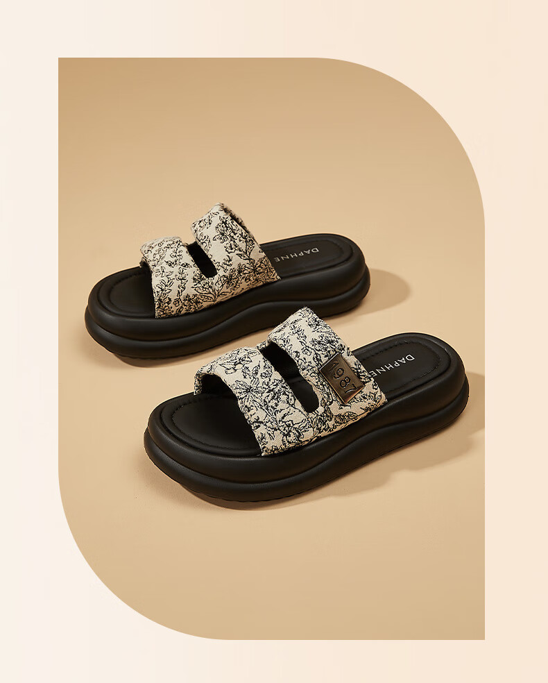 DAPHNE Women's Beach Sandals 2026 Spring New Thick Sole Fashion Versatile Comfortable Outdoor Sandals 13