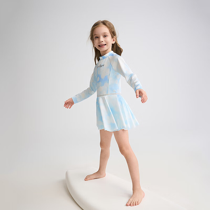 Комплект для девочки AIMER KIDS, купальник с длинным рукавом и юбкой, для пляжного отдыха, Hazy Glow, размер 130