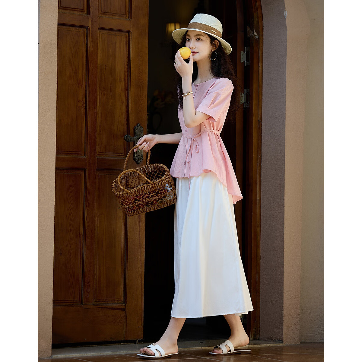 Dme [Elegant Top Student] Summer Comfortable Draping Cotton Wrinkle Shirt, Puff Sleeve Belt Blouse, Women's Top