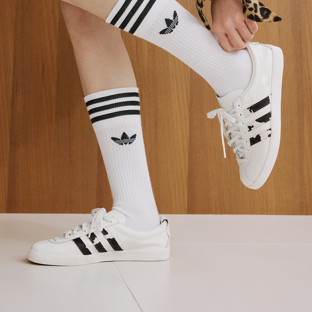 Adidas Trefoil Classic Retro Sneakers, Skateboard Shoes, Training Shoes, BLANC W JS0232, Size 40 11