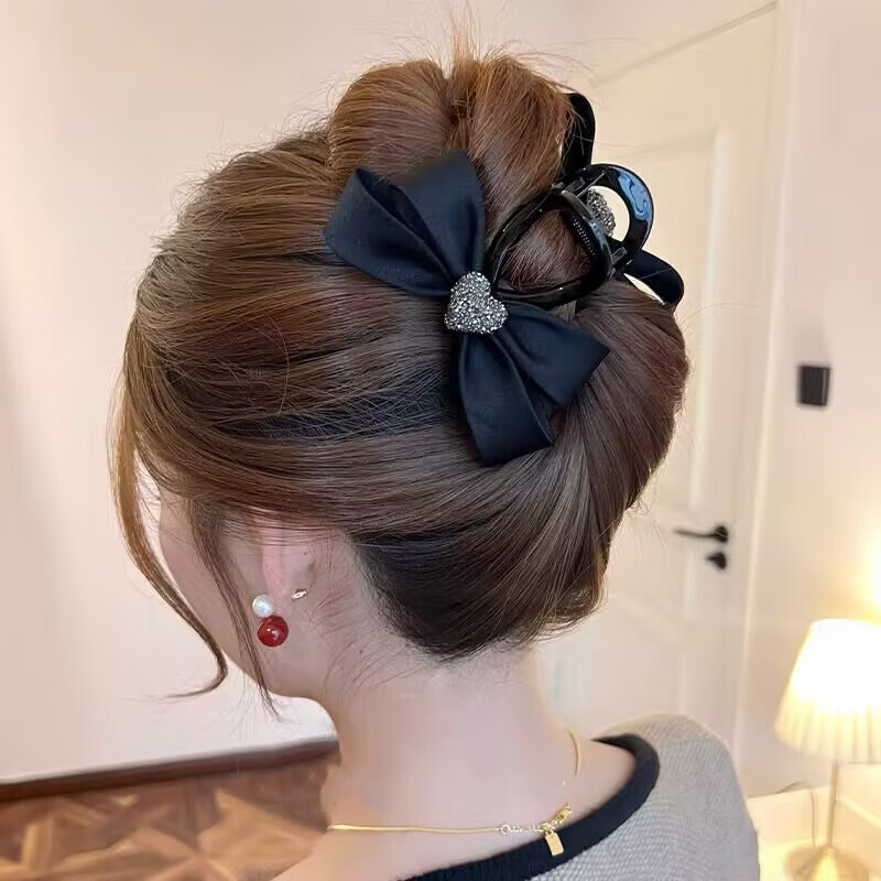 Huangjiama High-End Rhinestone Heart Bow Hair Clip for Women, Back of Head Shark Clip, High Ponytail Hairpi 8