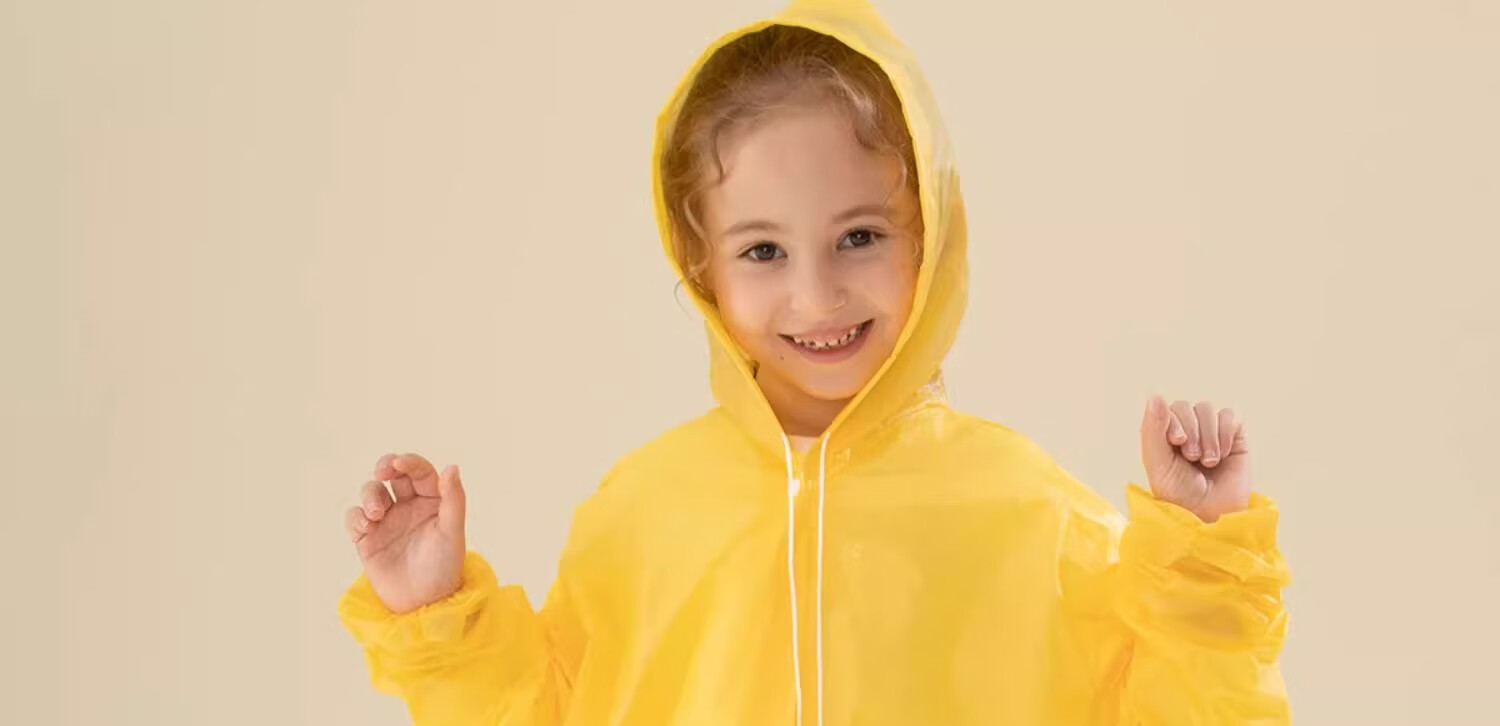 Youshiguang Disposable Raincoat for Children, Thickened Transparent, Enlarged, for School Backpack, Spring Outings, Elementary School Rain Poncho for Boys And Girls 6