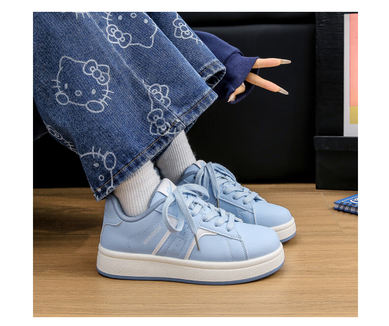 Warrior Women's White Sneakers 2026 Spring New Leather Thick Sole Platform Canvas Casual Sports Shoes 6