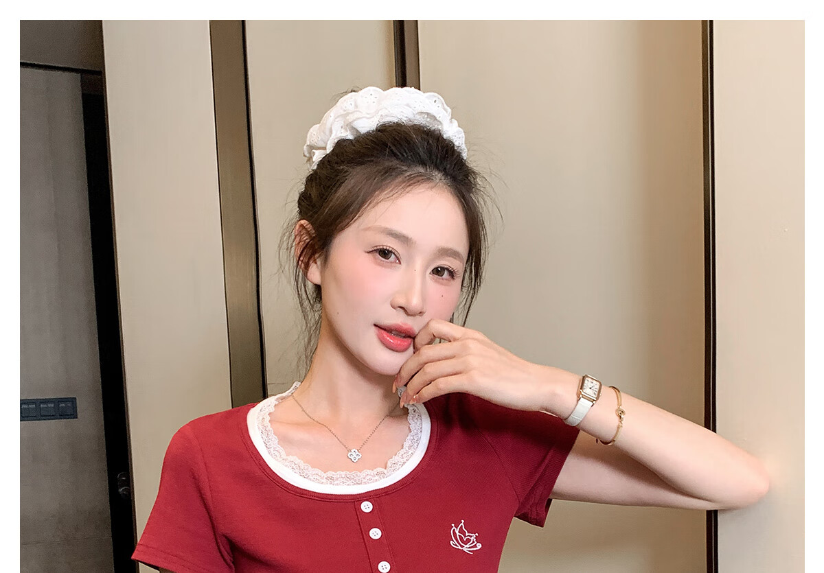 Halo Queen Women's Short-Sleeve T-Shirt, Round Neck, Red And White Contrasting Color Lace Splicing, Slim-Fit Embroidered Bow Waist-Cinching Slimming H52T076 10