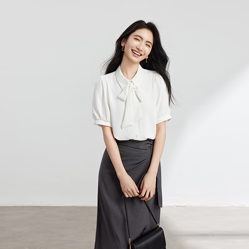 Bodexiaojie White Bow-Tie Blouse for Women, Stylish Tie-Up Short-Sleeve Top, Elegant Office Wear for White-Collar Professionals, 2XL