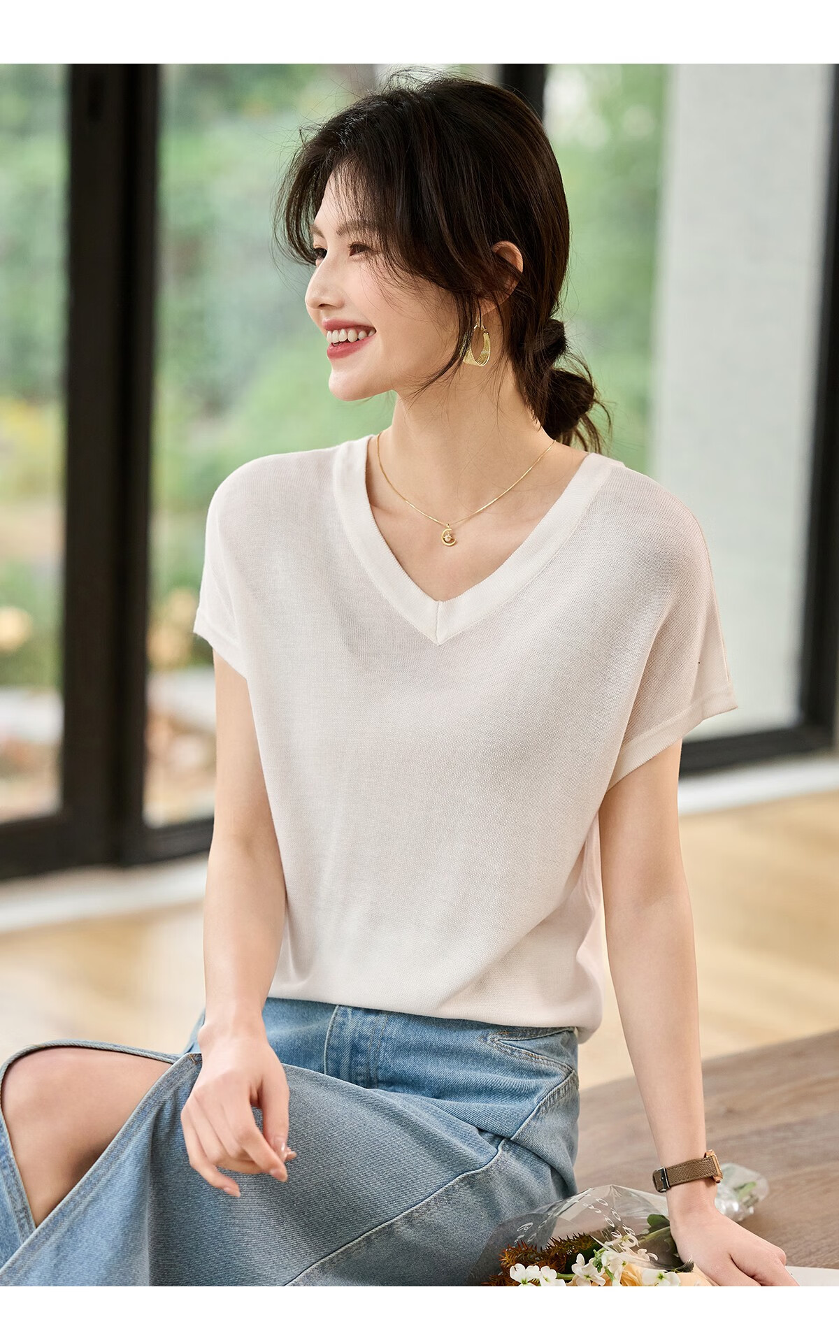 Taxiang Women's Short-Sleeve V-Neck Thin Summer Knit T-Shirt with Hollow Design at Back, Distinctive Top Blouse T52T078 15