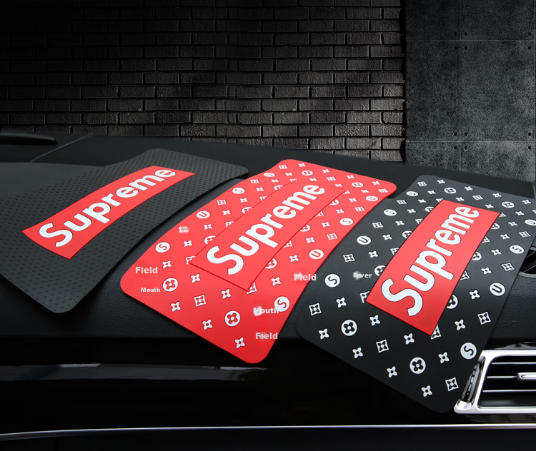 Dijialun Car Anti-Slip Mat, Large Size, Thickened, for Center Console, Car Phone Anti-Slip, In-Car Fragrance Ornament, Storage Pad, Small Monster Desig 2