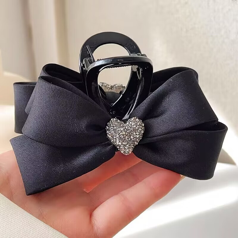 Huangjiama High-End Rhinestone Heart Bow Hair Clip for Women, Back of Head Shark Clip, High Ponytail Hairpi 1