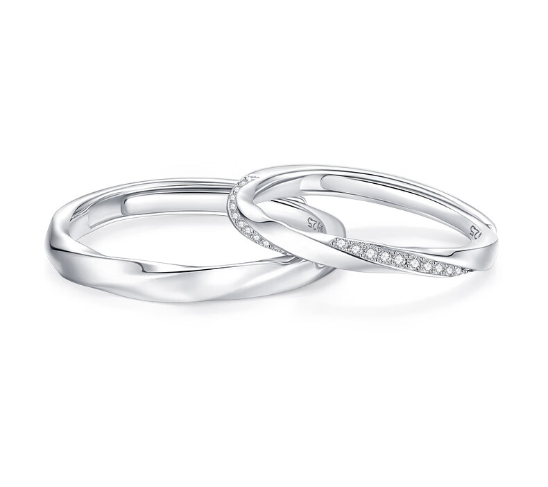 CHOW TAI SENG Pure Silver Mobius Couple Rings for Men, Gift for Boyfriend, Men's Ring 1