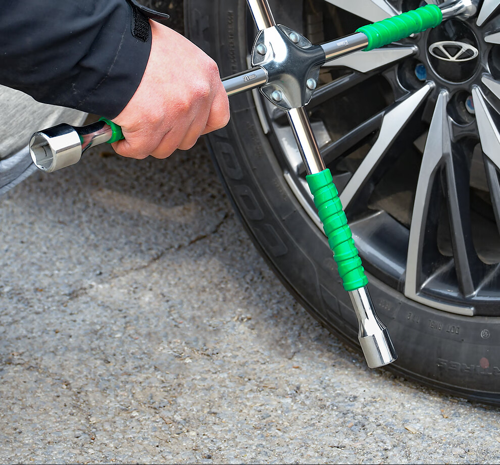 QL Cross Wrench Portable Car Tire Wrench Labor-Saving Tire Removal Tool 20-Inch Green Rubber Handle 16