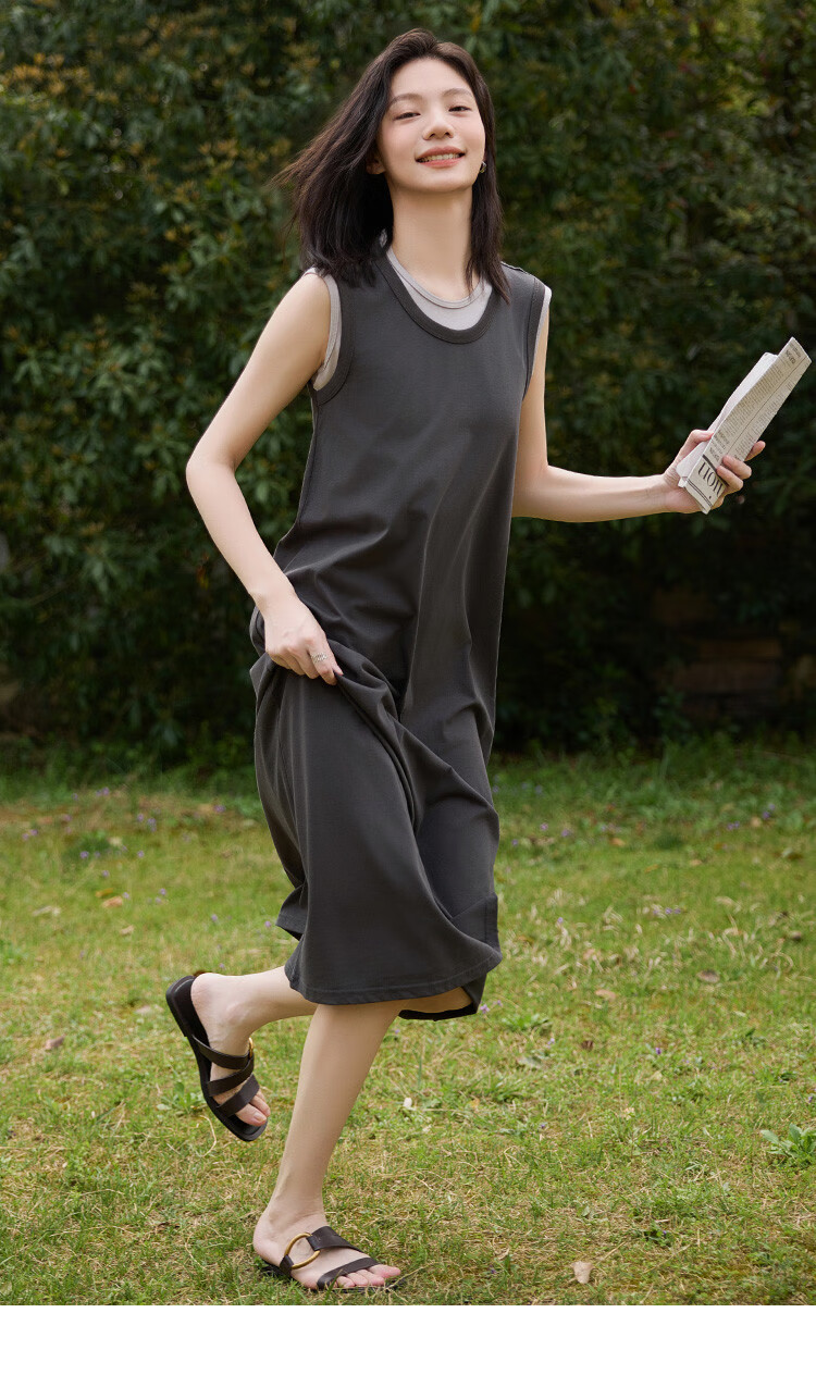 Dme Faux Two-Piece Powder White Contrasting Color Long Dress, Round Neck, Sleeveless, Versatile Knitted Long Dress 11