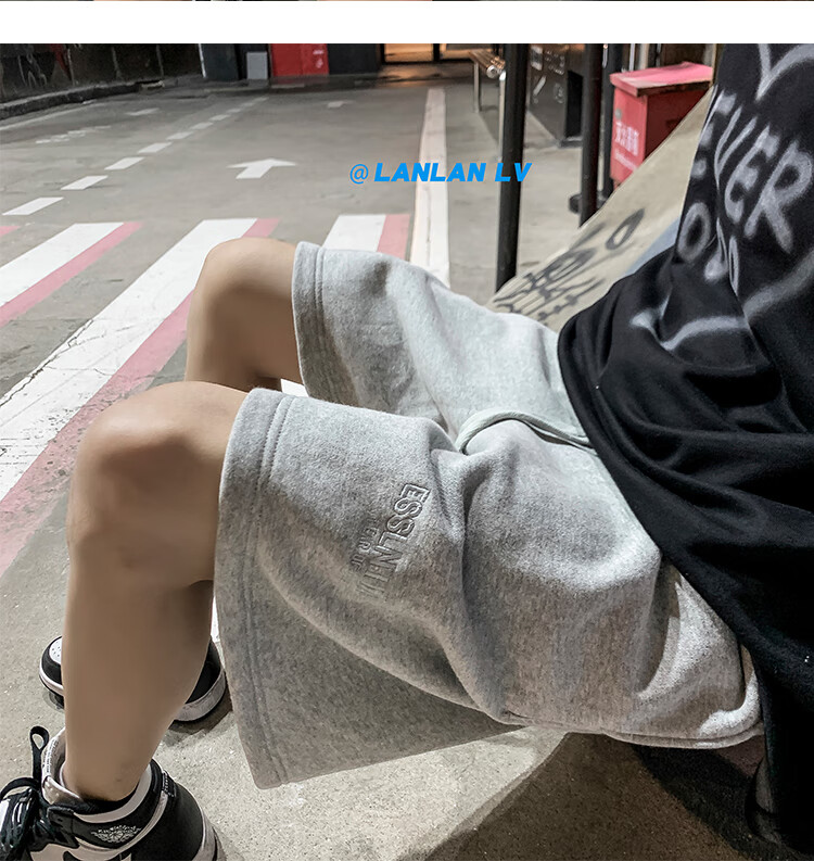 IZEXX Casual Shorts for Men, Summer Lightweight American High Street Loose Fit Sports Beach Shorts, Versatile IZ67 Gray M 24