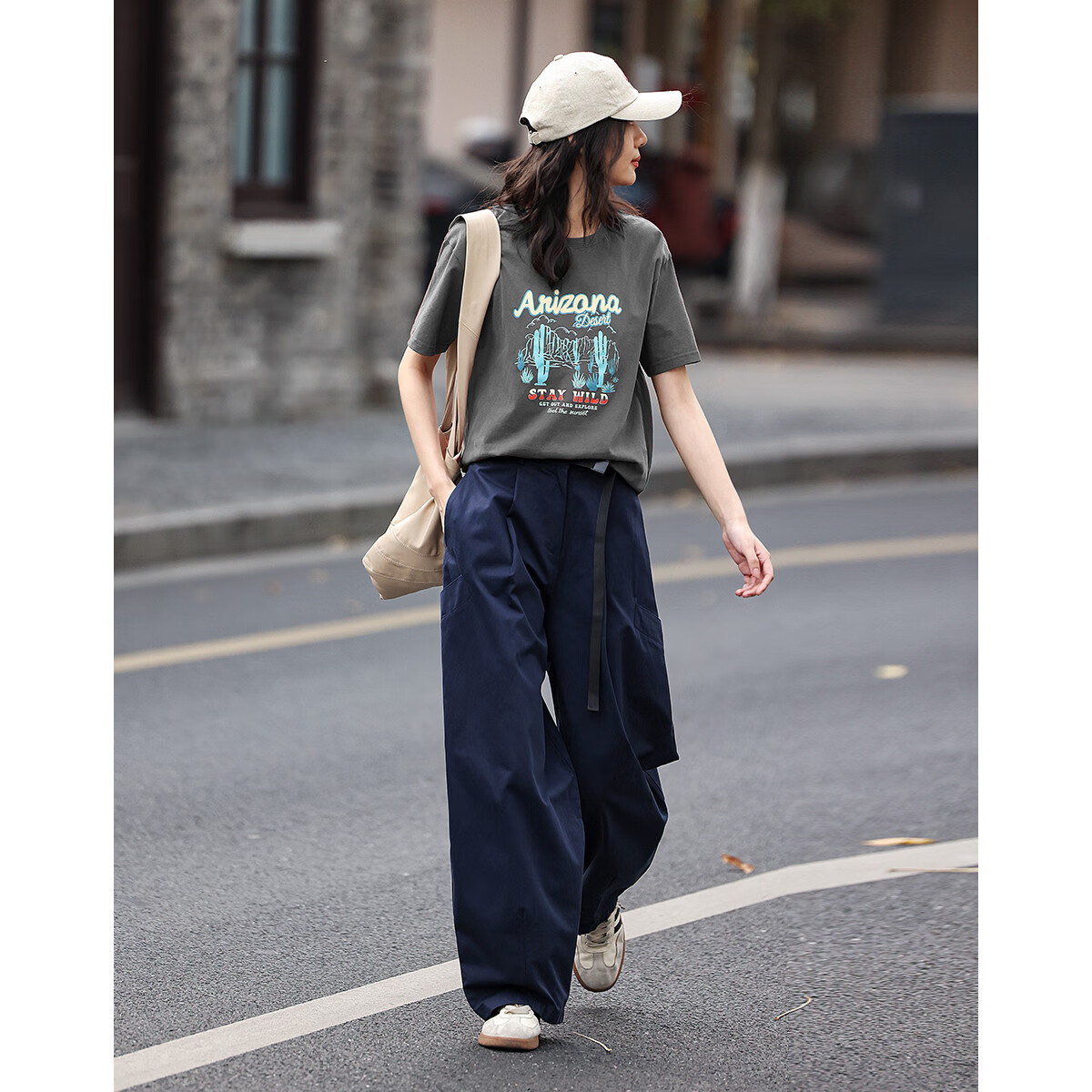 Dme [Vintage Floral Print T-Shirt], Summer Style, Grayish Blue Round Neck Decorative Short-Sleeve T-Shirt for Wome