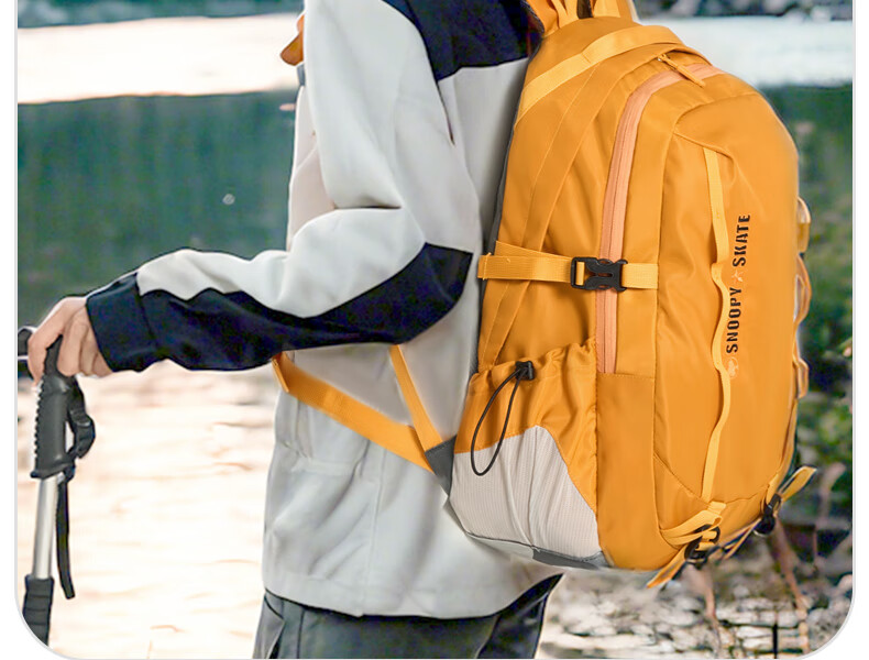 SNOOPY Outdoor Hiking Backpack for Women And Men, Lightweight Travel Backpack with Large Capacity, Orange 5