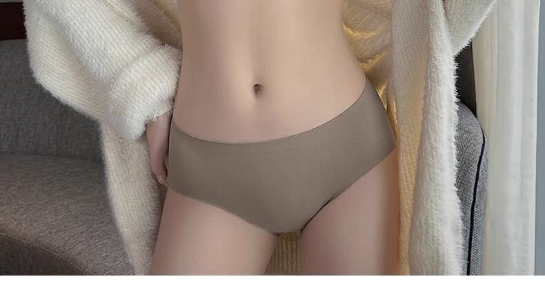 GUJIN Round Bra for Women, Enhancing Small Breasts, Push-Up, Side Support, Letter Shoulder Straps, Cartoon Design, Lift And Support, Seamless Bra 21