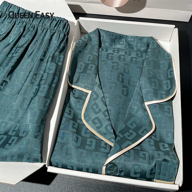 QUEEN.EASY Ice Silk Pajamas for Men, Summer High-End Simple Cool-Feeling Home Wear Set, Gift for Boyfriend Or Husband