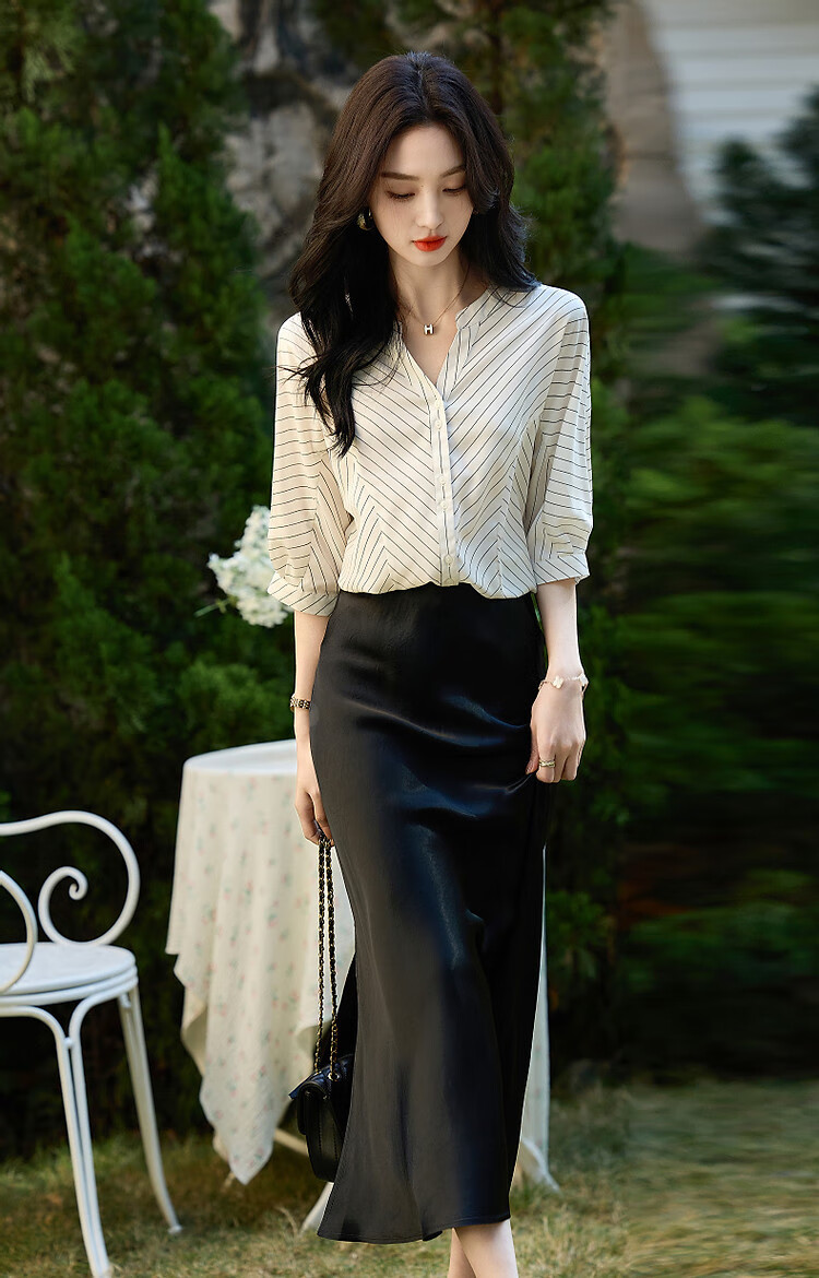 Dme [Unwearable Stripes], Summer Elegant V-Neck Patchwork Shirt, Connected Sleeves, Loose Comfortable Blouse, Women's Top 7