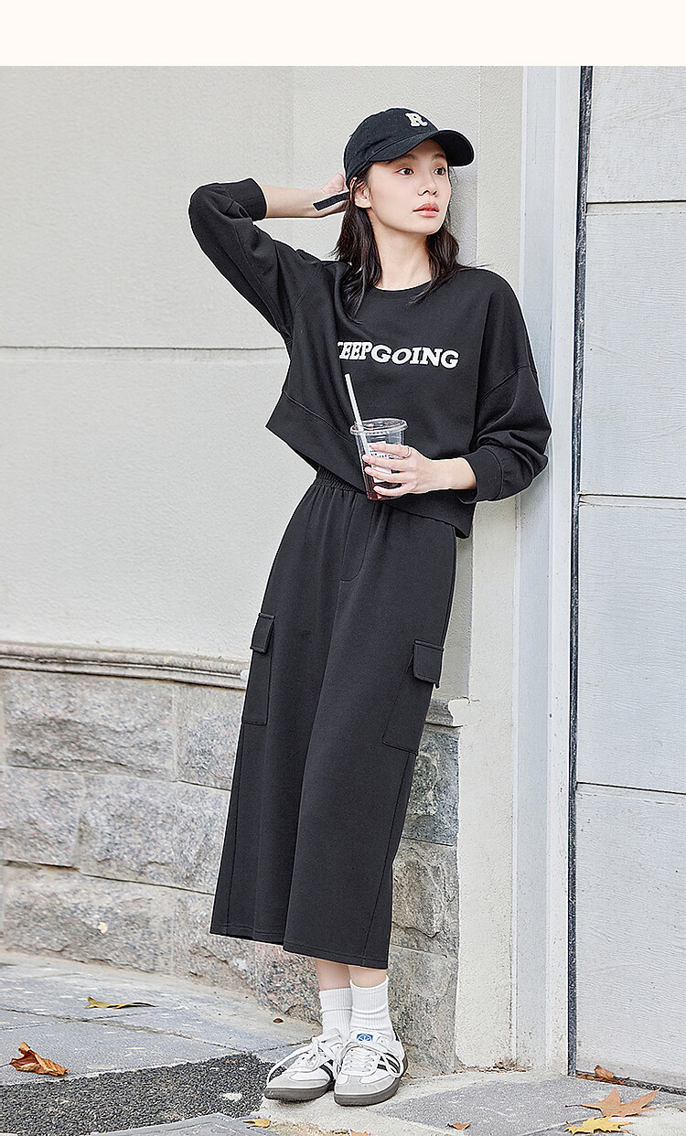 Demana 250G Pique Air Layer Spring Lightweight Warm Letter Embroidered Sweatshirt Set Split Short Two-Piece Women 6
