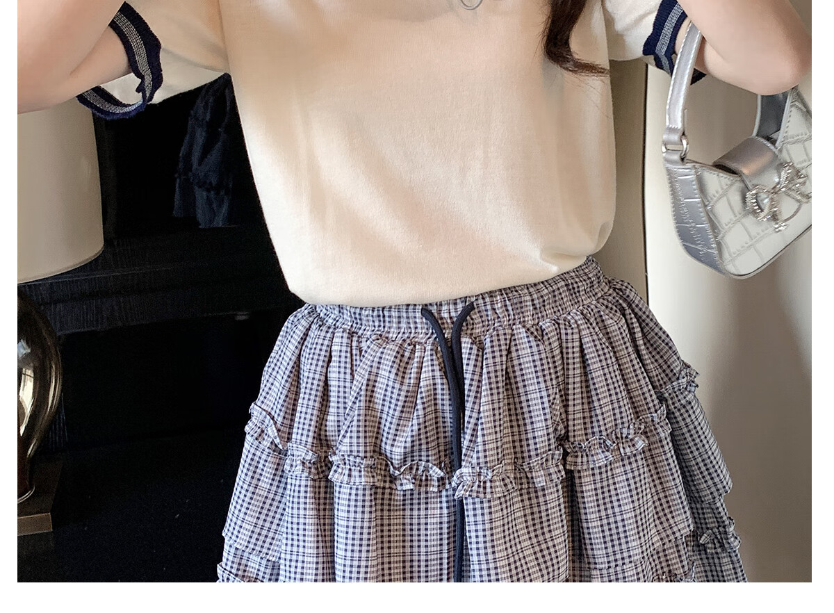 Halo Queen Knitted Short-Sleeve T-Shirt for Women, Round Neck, Contrasting Colors, Fashionable Slimming Top, Contains Wool And Silk, Comfortable Fabric, H52T032 12