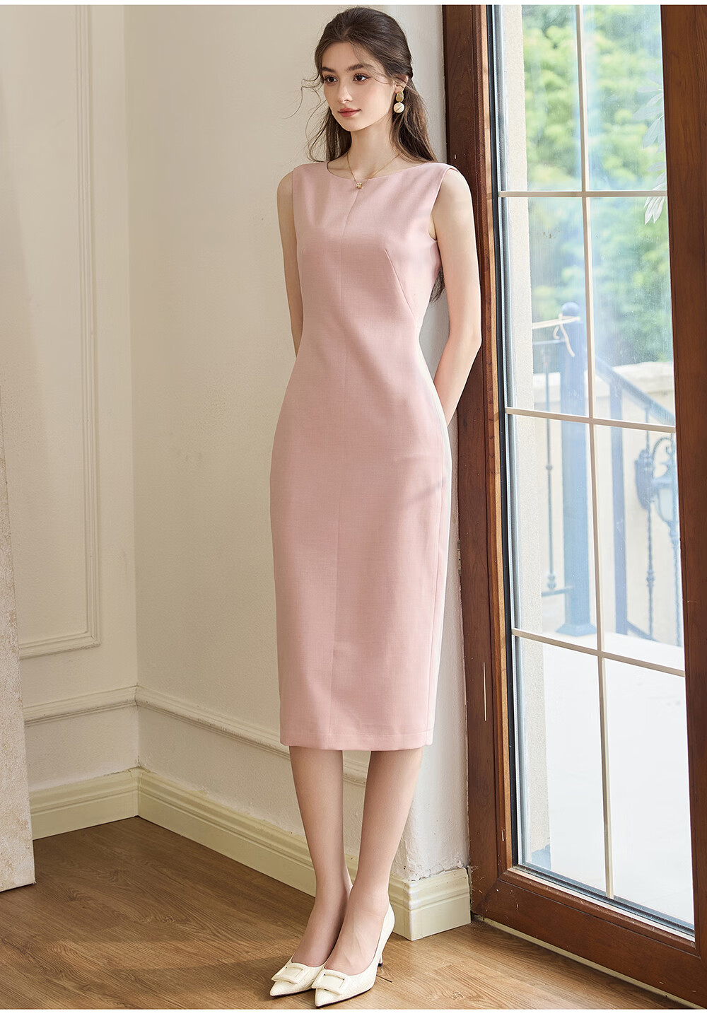 ROEYSHOUSE Elegant Sleeveless Dress for Women, Spring 2026 Collection, Sophisticated Waist-Cinching Mid-Length Dress 10986, Apricot Color, Size S 14