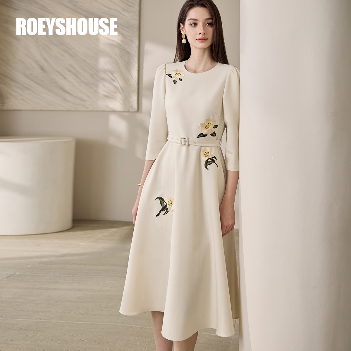 Платье с вышивкой ROEYSHOUSE