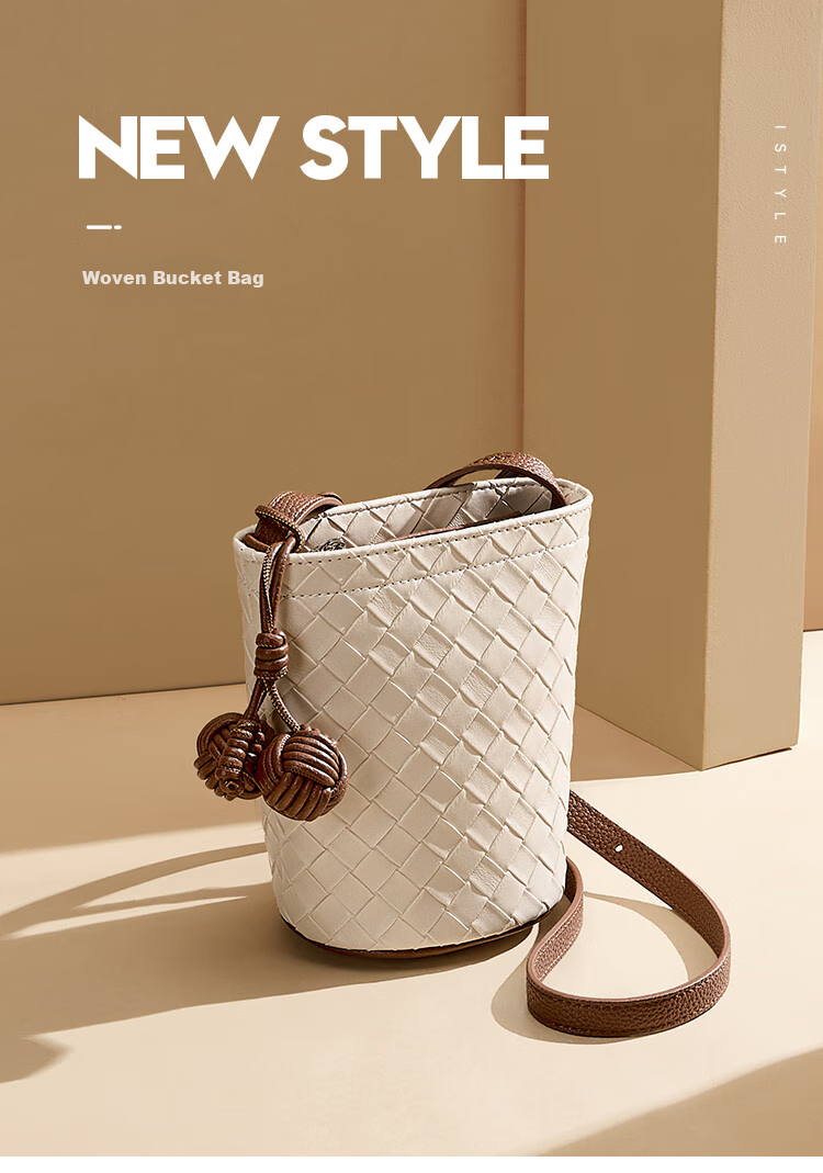 St&Sat Handbag, Women's Crossbody Bag, Small Purse, Lightweight Phone Pouch, Niche Woven Bag, 520 Gift 1
