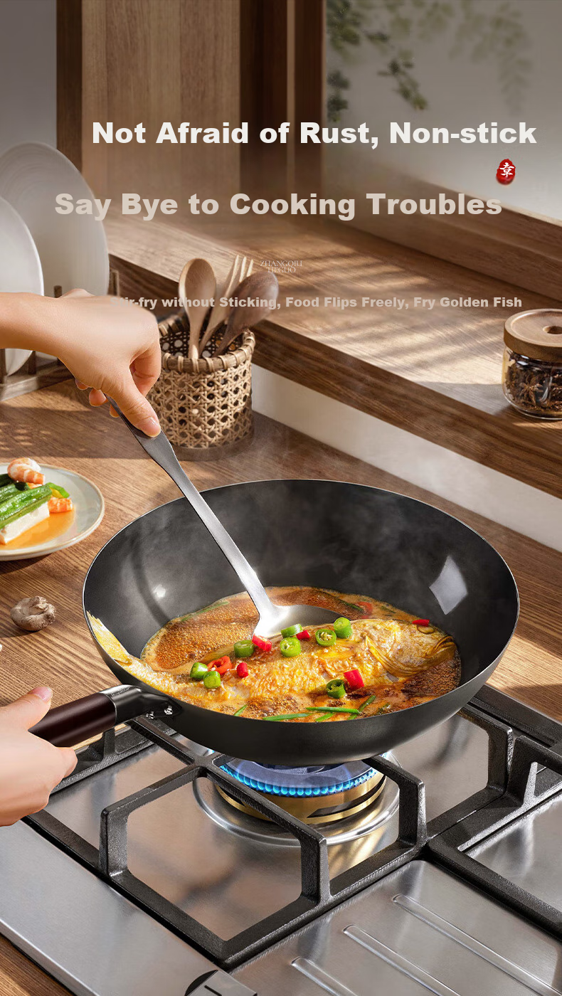 Royalstar Zhangqiu Wok Iron Pan Non-Coated Non-Stick Pan for Home Use Forged Stir-Fry Pan Flat Bottom Compatible with Induction Cooker And Open Flame with Lid 34cm 10