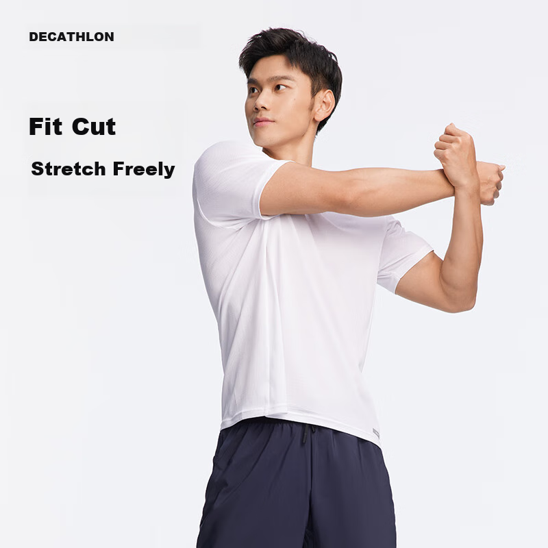 DECATHLON Men's Quick-Dry Short Sleeve T-Shirt, Loose-Fitting Training Top, Sports Tee 2501395