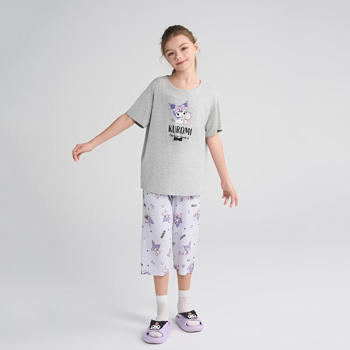 Aimer Kids Girls' Pajama Set, Milk Skin Fabric, 3A Antibacterial Short-Sleeve Sleepwear, Single Piece, Girls' Sleepwear, Gray Cool Romi, Size 130