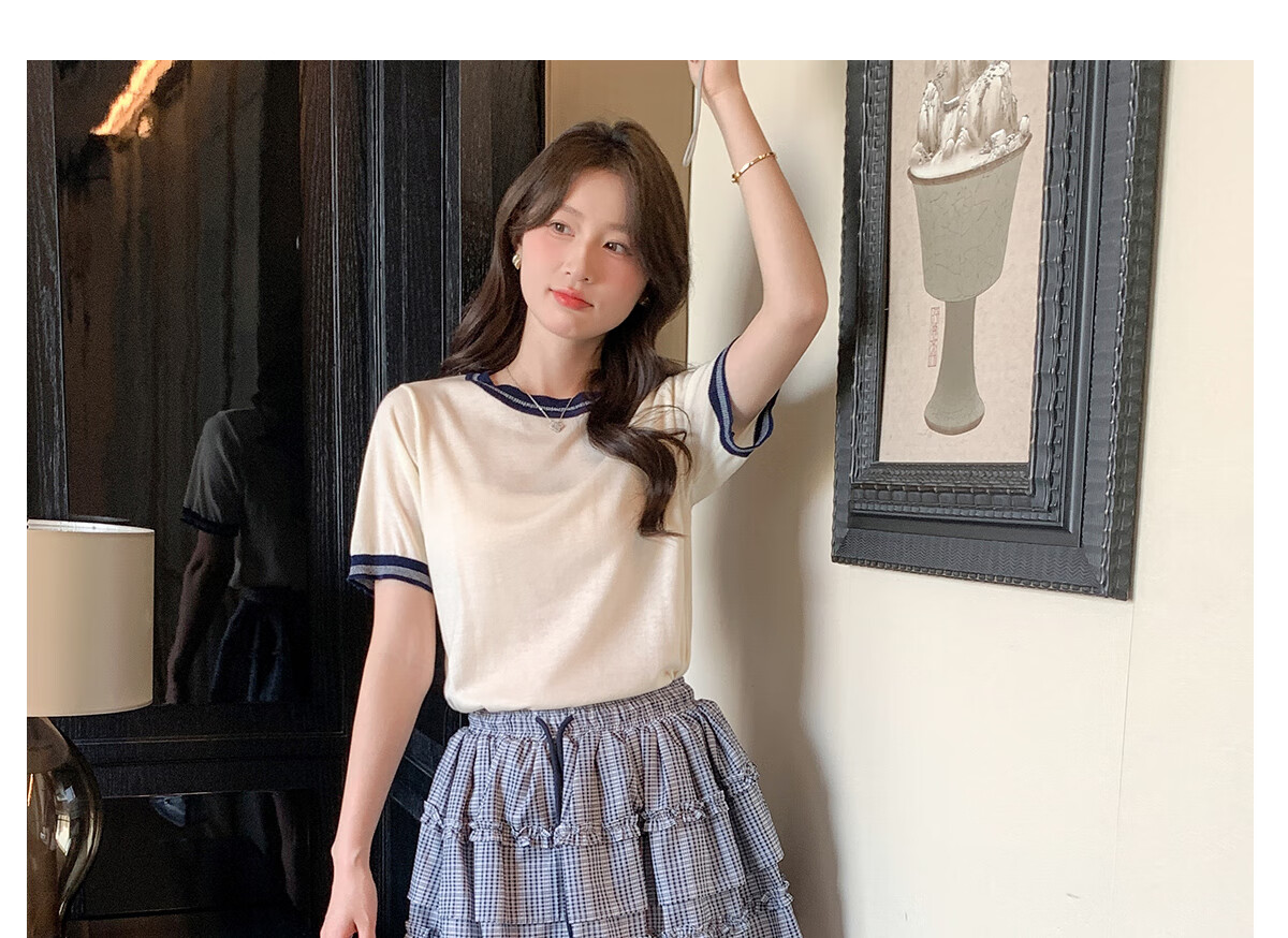 Halo Queen Knitted Short-Sleeve T-Shirt for Women, Round Neck, Contrasting Colors, Fashionable Slimming Top, Contains Wool And Silk, Comfortable Fabric, H52T032 15