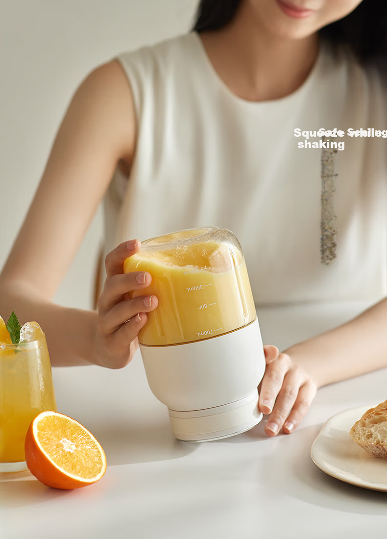 Olayks Portable Juice Extractor Cup, Small Juicing Bucket, All-In Water Bottle And Blender, Multi-Functional Home Use Fruit And Vegetable Fresh Juice Maker, Large Capacity with Ice Crushing Function, Personal Travel Cup 20