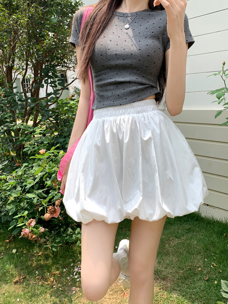 Ziyouxi Pompom Flower Bud Skirt Pants for Women, 2026 Summer New Design High-Waisted Slimming A-Line Wide-Leg Knee-Length Cloud Shorts 11