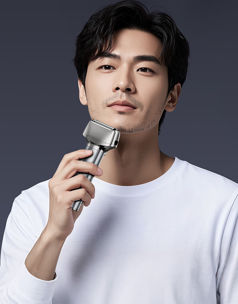 Qiman Electric Shaver Reciprocating Alloy Razor for Men with Three Heads Fully Washable Dry And Wet Dual Shaving Gift Box Set Birthday Present for Husband Or Boyfriend [Mid-Autumn Festival Gift] 14