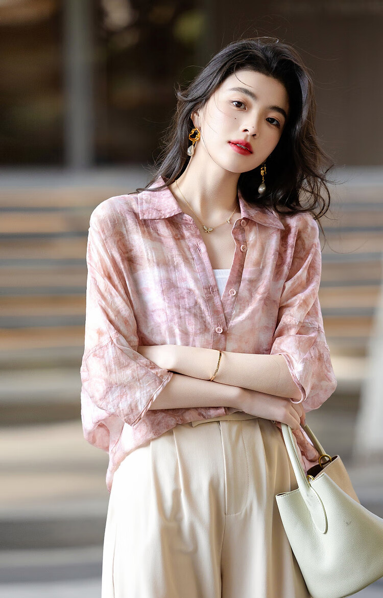 Dme [Bolimamanbo] Summer Flowy Cloud Brocade Thick-Printed Shirt, Stylish Divided Mid-Sleeve Blouse, Women's Top 16