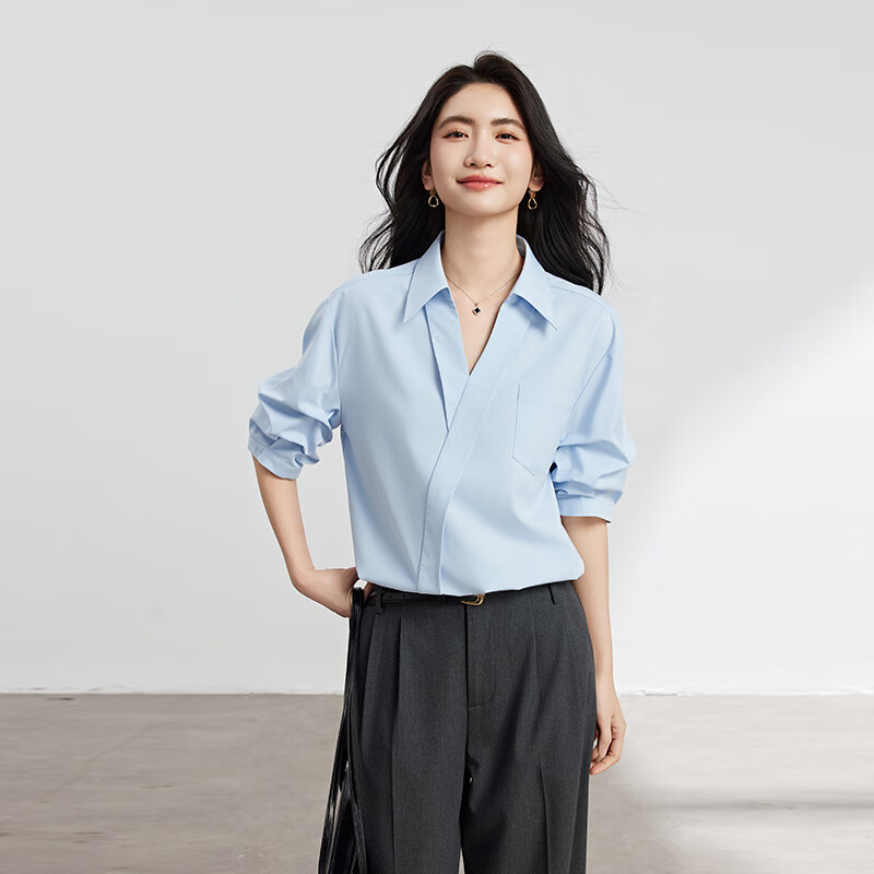 Bodexiaojie Blue Stylish Luxury V-Neck Shirt for Women, Summer Commute Short-Sleeve Top, Professional Petite Interview Blouse, Size M
