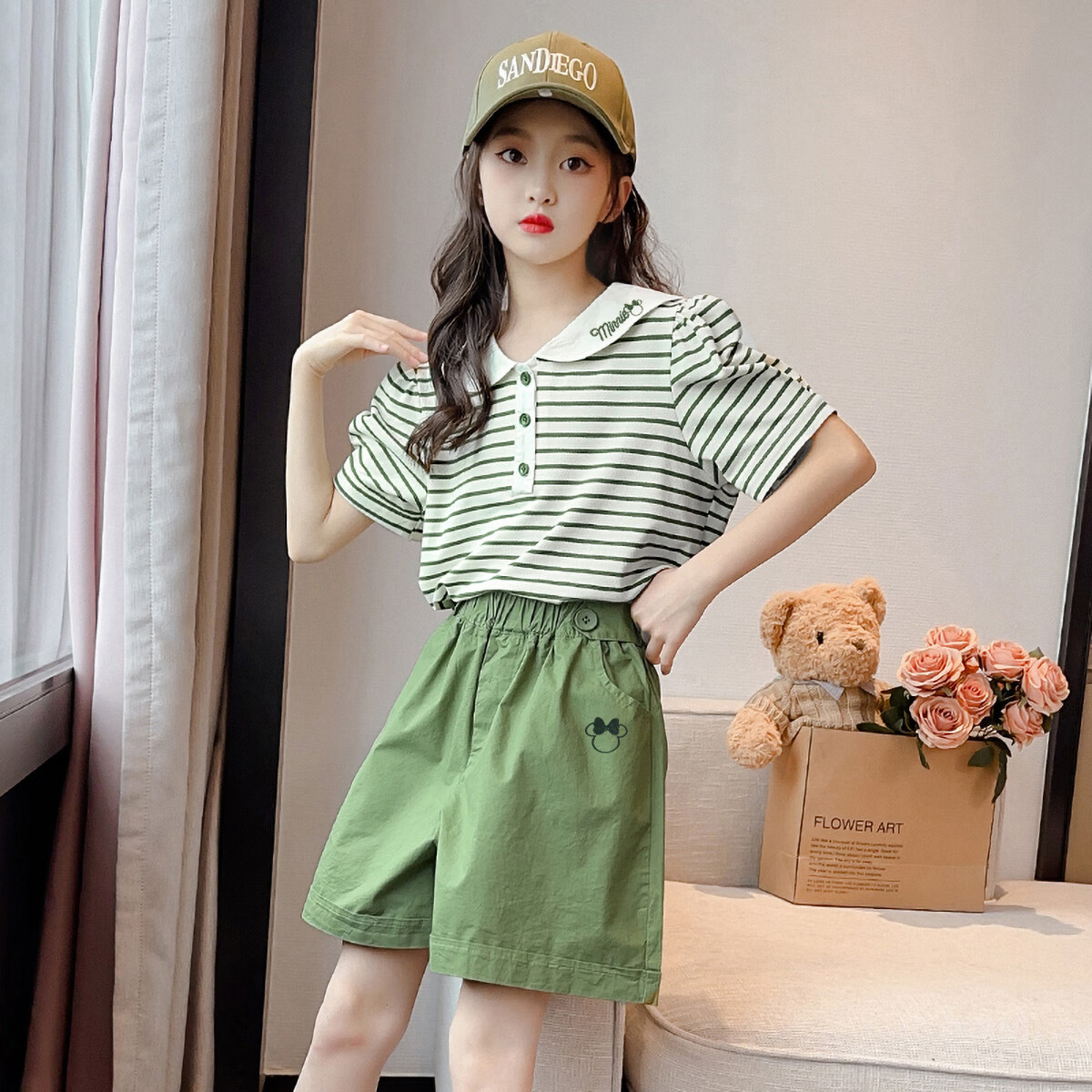 Disney Girls' Summer Set: Short-Sleeve T-Shirt And Shorts, Preppy Style Two-Piece Set with Peter Pan Collar, Army Green, Size 140