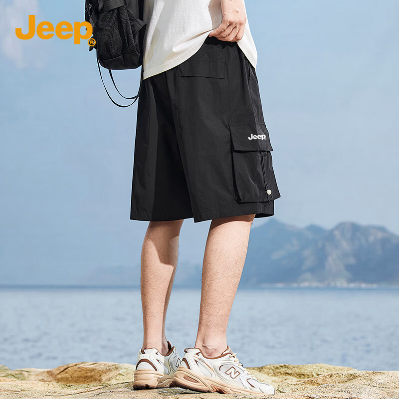JEEP Men's Shorts, Summer Loose Casual Five-Point Cargo Pants, Men's Trousers APK660, Black, M