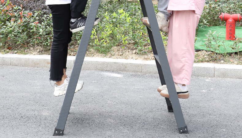 Chuangshuo Household Folding Ladder Aluminum Alloy Engineering Ladder [Six-Step Ladder] Deep Space Gray Reinforced Model 2