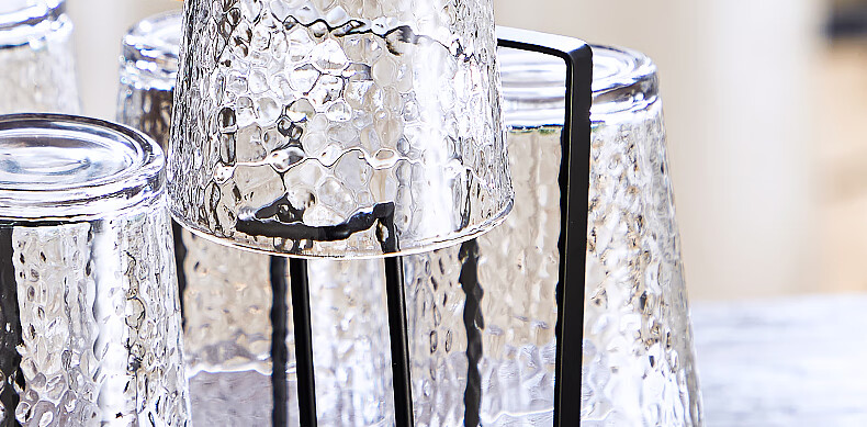 QINGPINGGUO High Borosilicate Glass Cold Water Pitcher Set: Hammered Heat-Resistant Glass Cold Water Pitcher*1 + Hammered Glass Water Cups*6 2